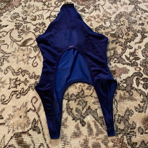 Fox Swim XS Navy Velvet One Piece Swimsuit - Picture 4 of 4